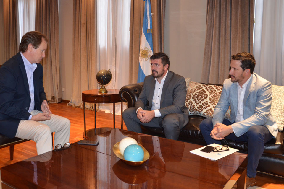 Bordet controla avance de proyectos de rellenos sanitarios