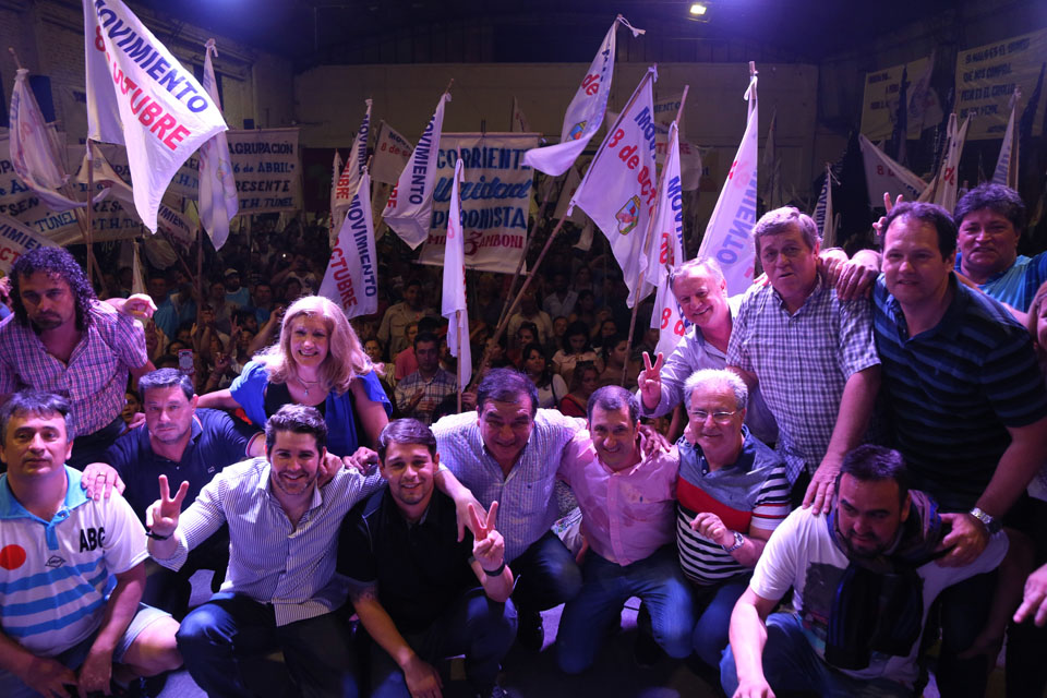 El primer acto fue en el barrio más grande de Paraná