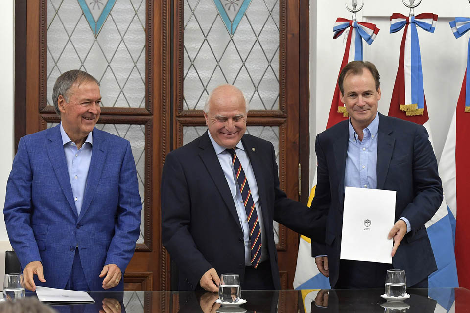 Bordet firmó acuerdo con Schiaretti y Lifschitz