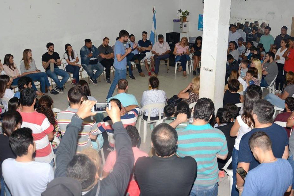 Jóvenes apoyan la reelección de Bordet y postulan a Bahl en Paraná