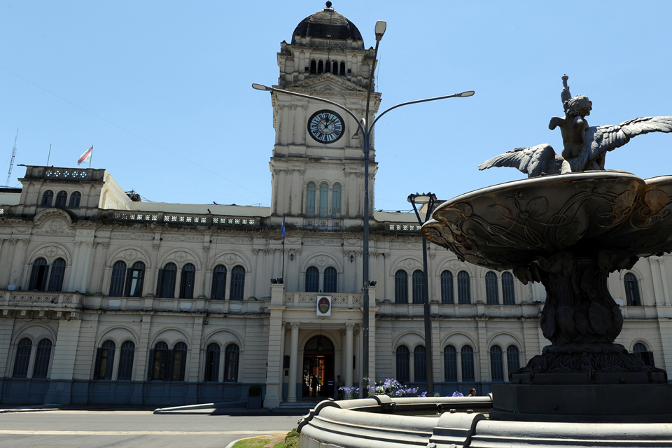 El saludo de los políticos entrerrianos
