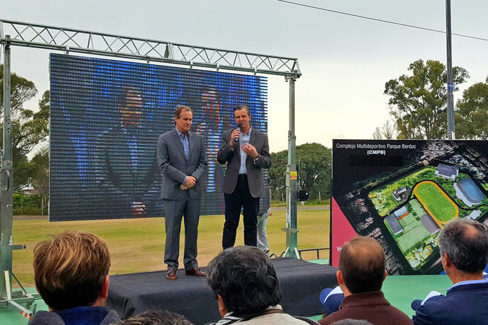 Bordet junto a Bahl anunciaron la construcción del Complejo Mutideportivo Paraná