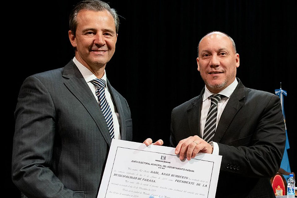 Bahl renovó críticas a Varisco antes de su proclamación como intendente