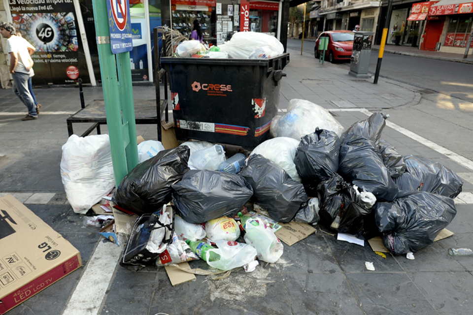 Bordet pone 20 camiones para juntar la basura de Varisco