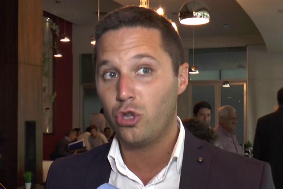 Bahl designó director de Turismo