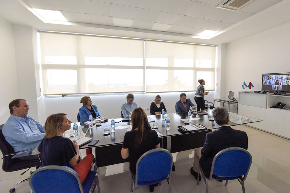 Intendentes de Cambiemos exigen que Bordet reparta los $2.400 millones