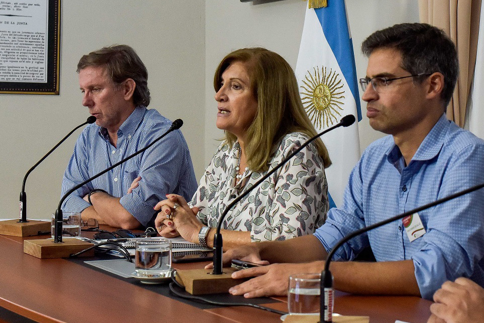 Aíslan a la ministra Romero