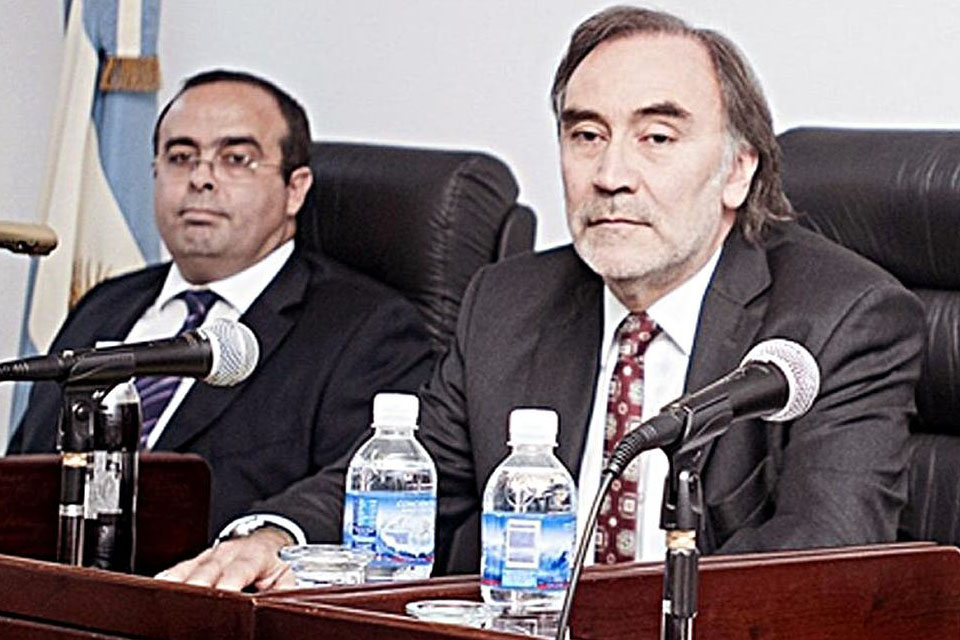 Desplazaron a los jueces que investigan a Cristina