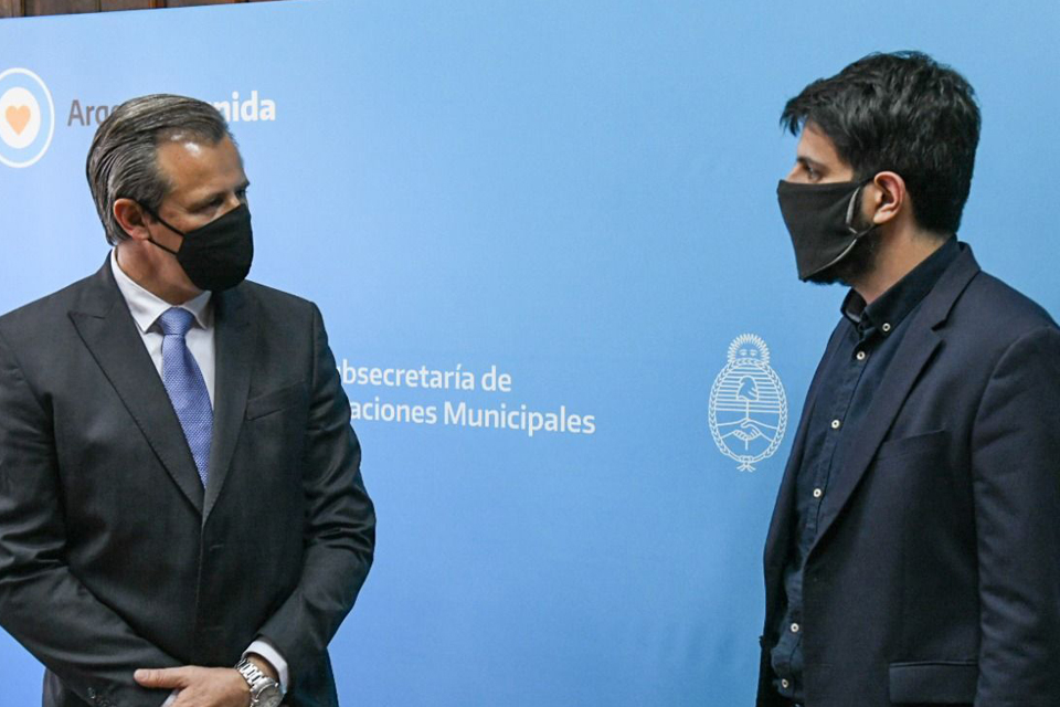 Bahl afina la sintonía con el kirchnerismo