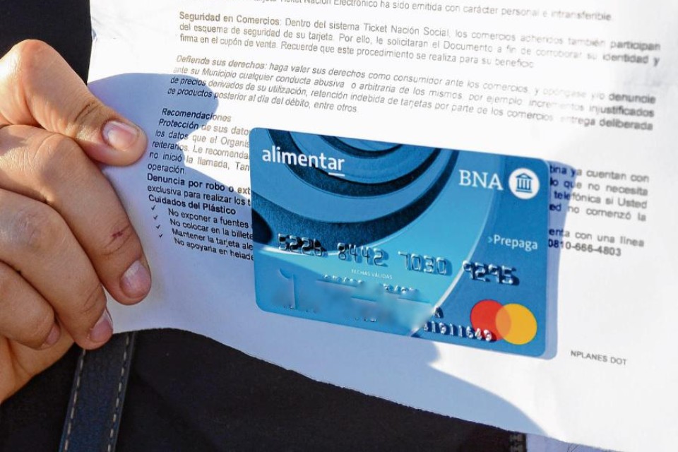 Aumentarán un 50% el saldo de la Tarjeta Alimentar