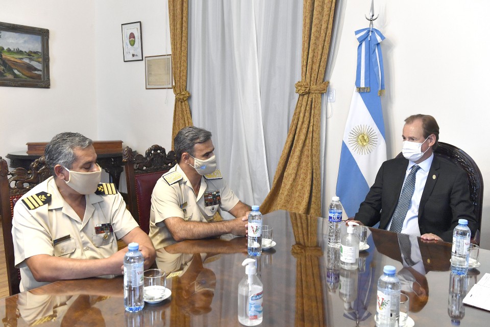 Bordet acordó con Prefectura para controlar en las islas