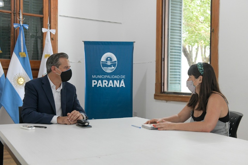 La diputada Gaillard se muestra con Bahl