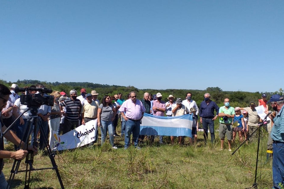 Benedetti y Lena reclaman por obras de la gestión Urribarri