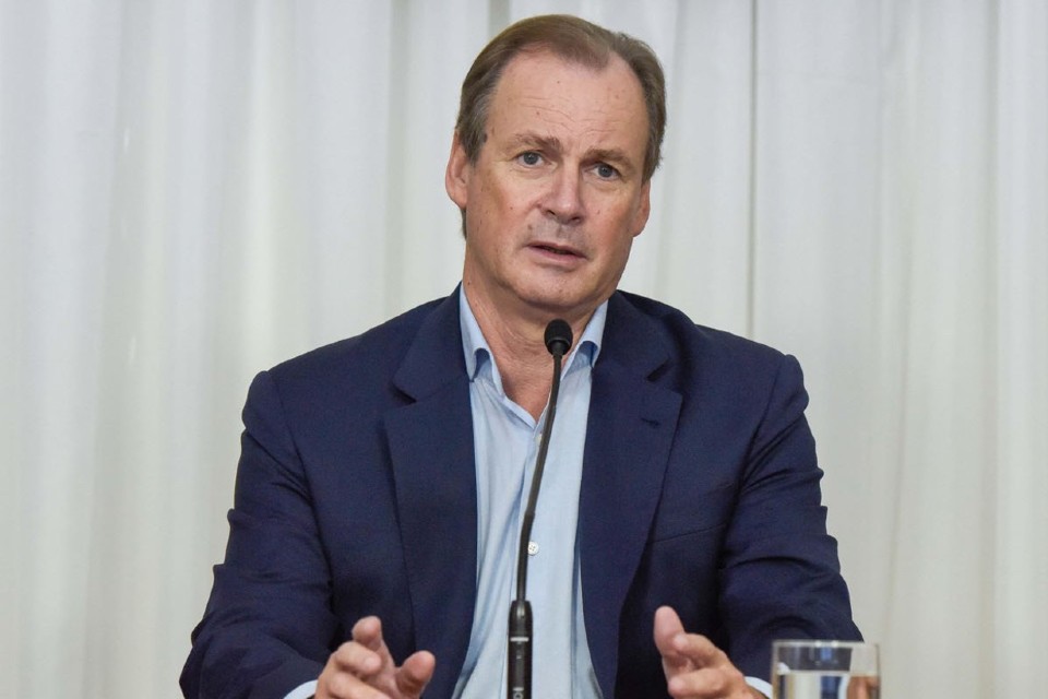 Bordet firmó el decreto provincial