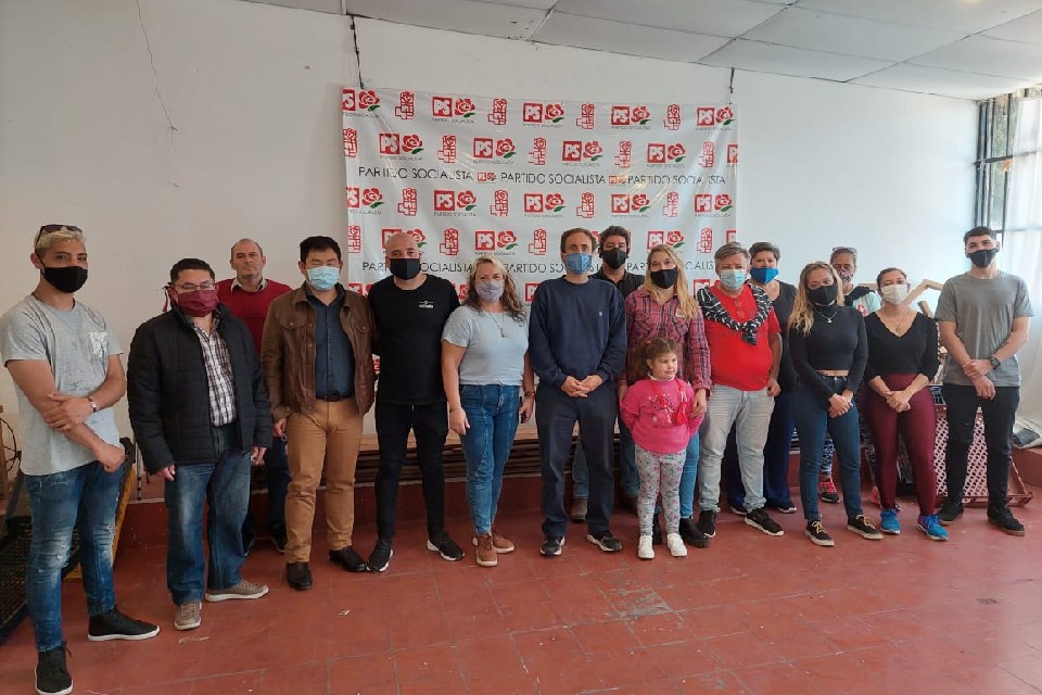 El socialismo muestra apoyo radical