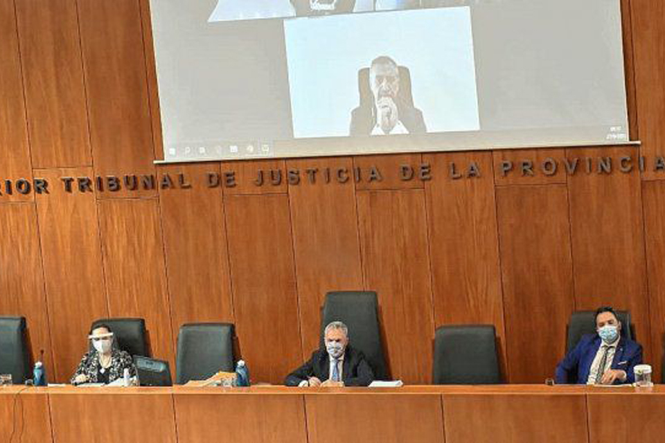 Urribarri dijo que no existió delito y apuntó al macrismo