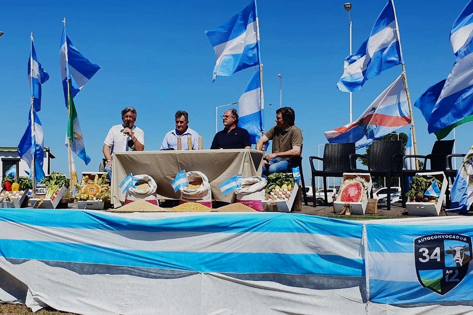 Entrerrianos en la marcha contra las retenciones