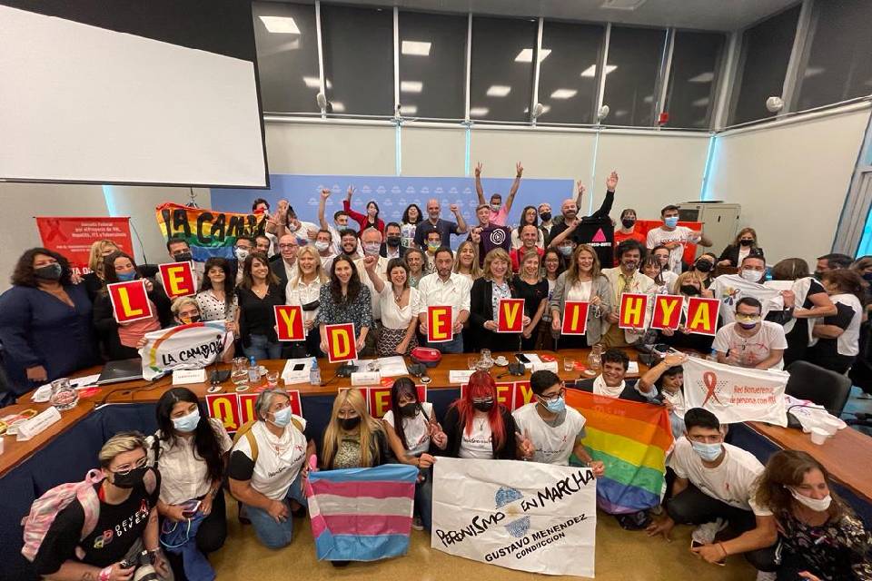 Proyecto sobre el VIH rompió la grieta en Diputados