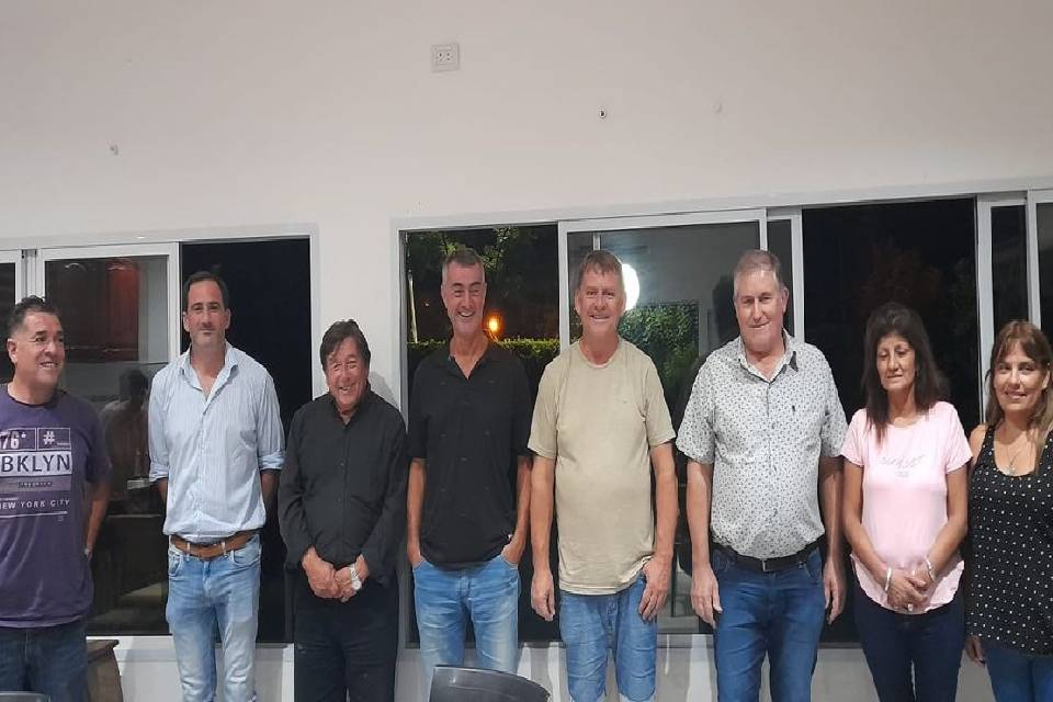 Koch juntó intendentes de su departamento