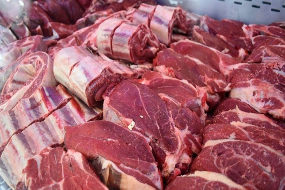 Municipio paga con carne un bono a sus trabajadores