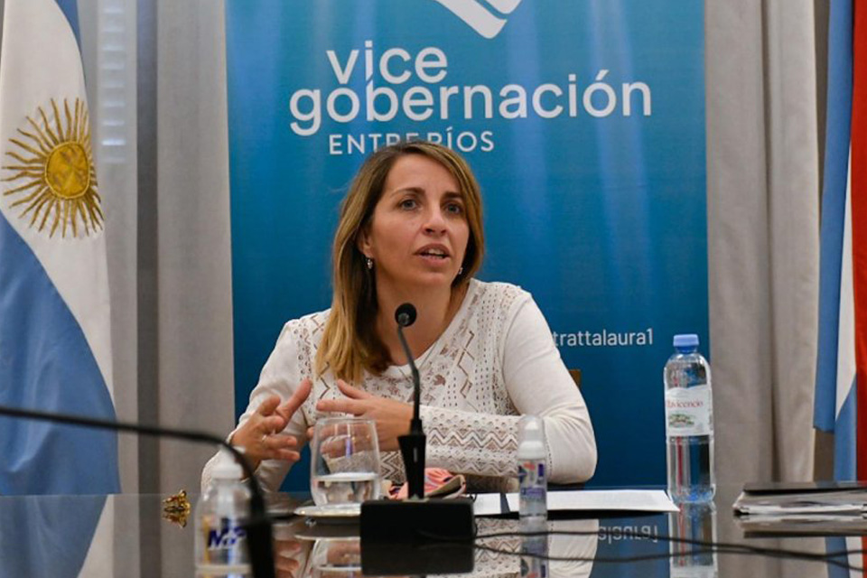 Stratta habla de proyectos pero no de candidatos