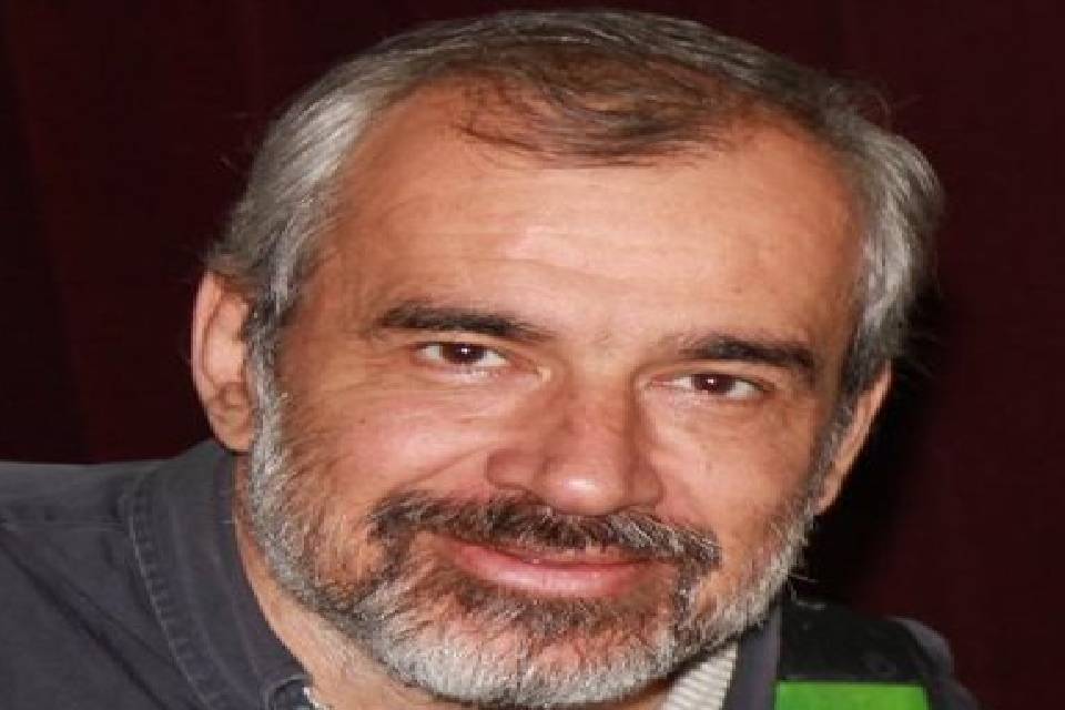 Además de repuestos, servicios digitales y otros productos, el nuevo cepo afectará a “bienes sensibles” vinculados a la seguridad