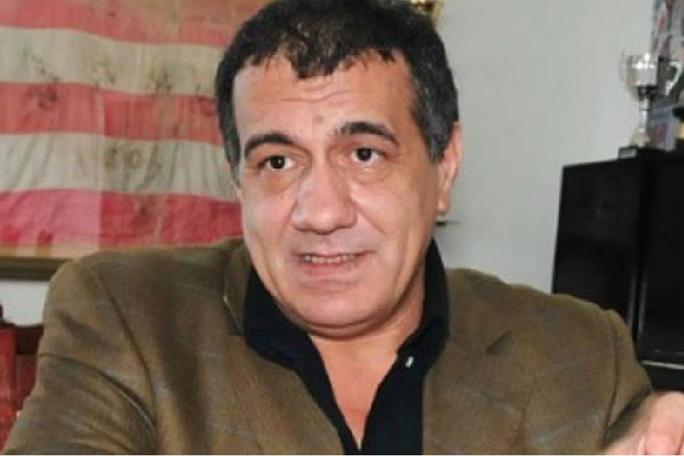 Cáceres jura que se modifica la Ley Electoral