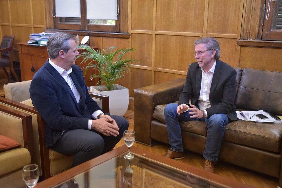 Bahillo se muestra como candidato