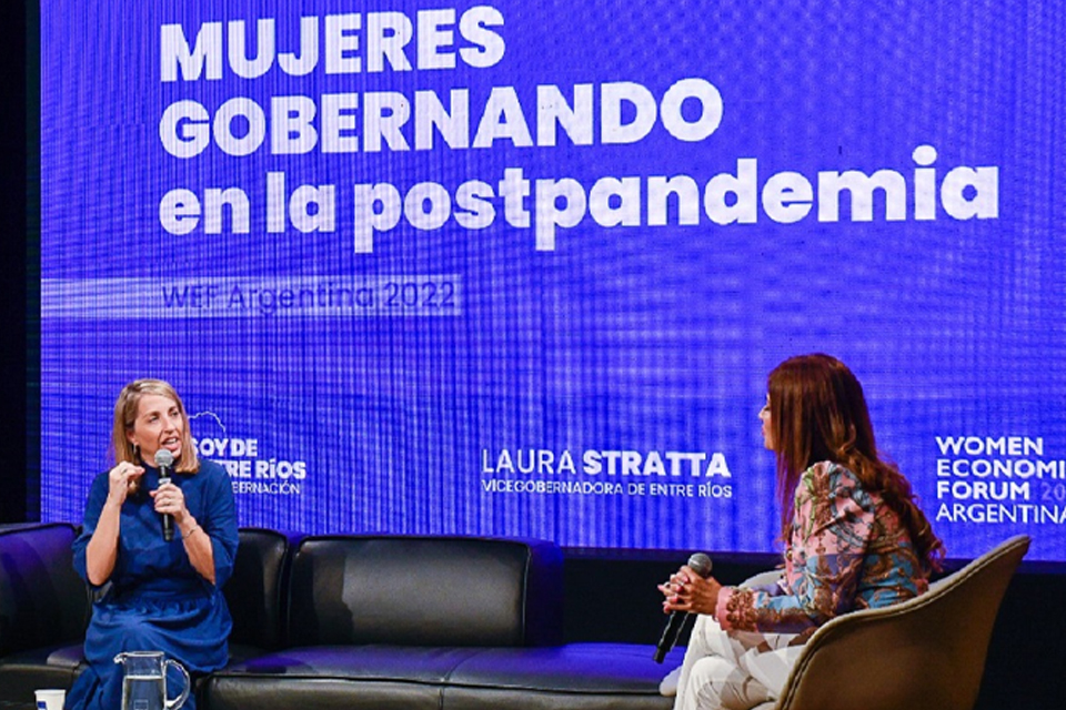 Stratta disertó en el Foro Económico de la Mujer