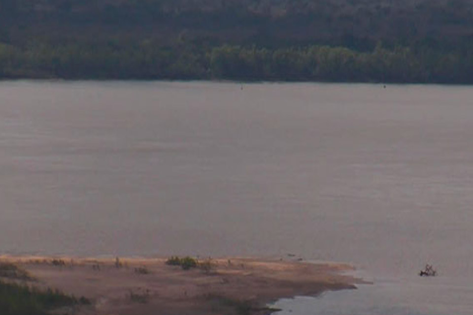 El río Paraná llegó a su máxima altura en un año