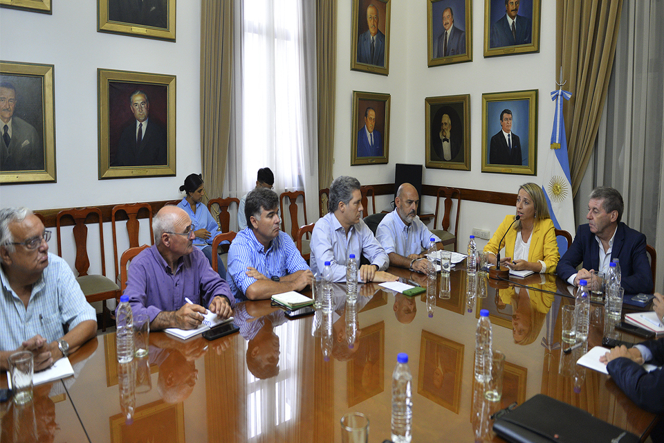 Stratta anunció que los productores afectados por la sequía no pagarán impuestos
