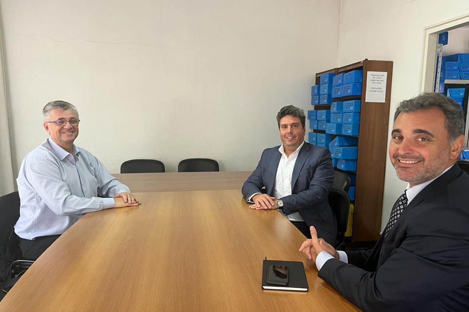 Reunión entre autoridades por la designación de cargos