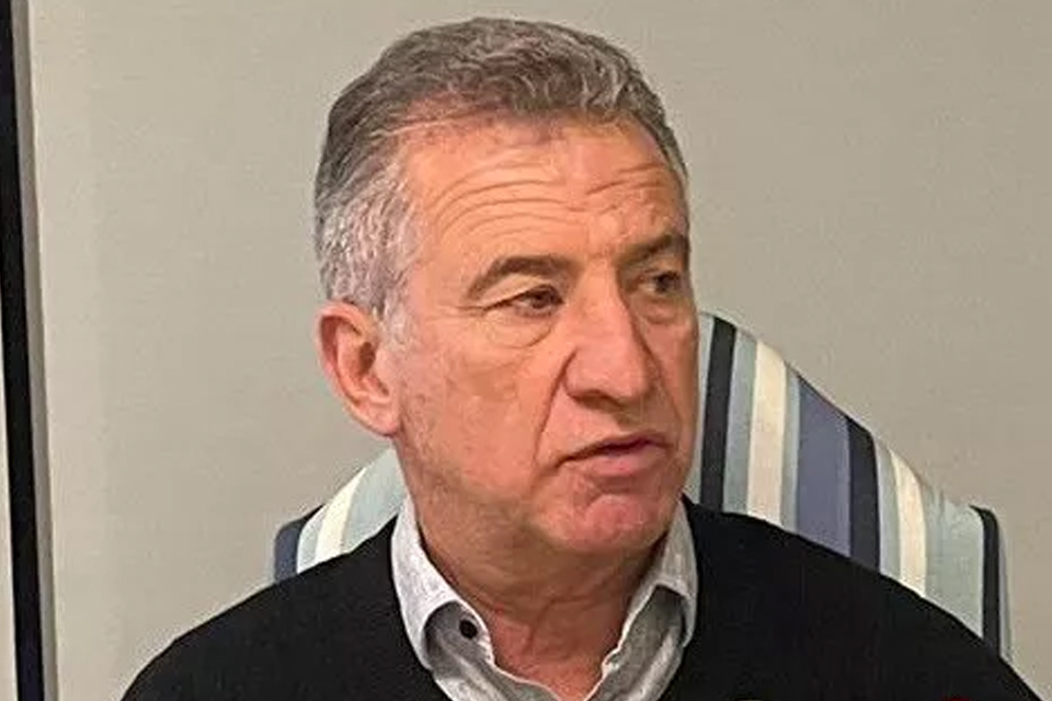 Urribarri se bajó mientras su espacio define estrategia