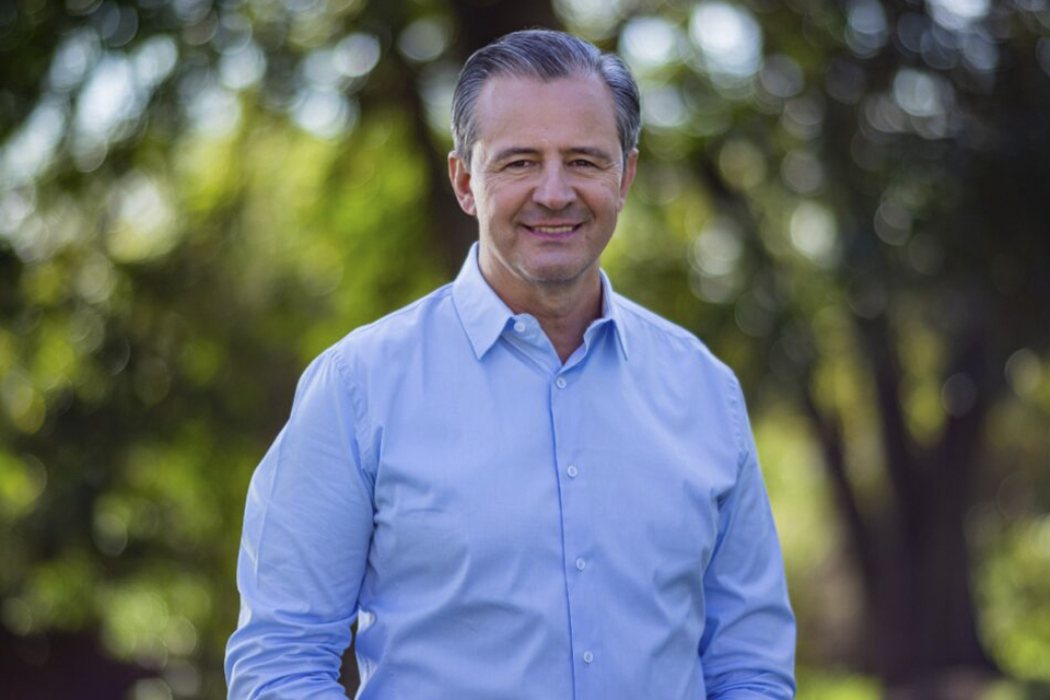 Bahl invita a los jóvenes a quedarse en Entre Ríos