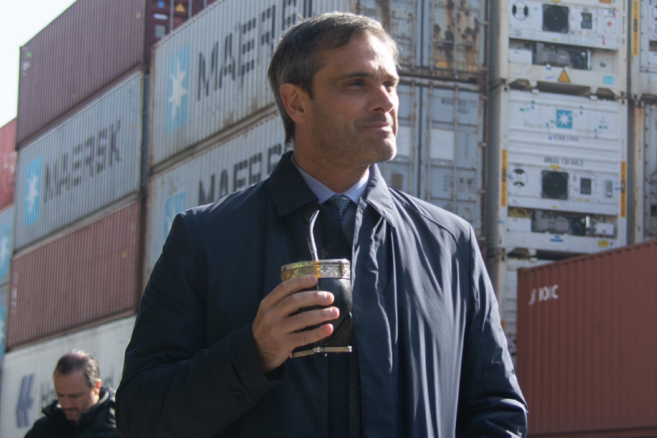 Michel cruzó a la oposición y destacó a Bahl