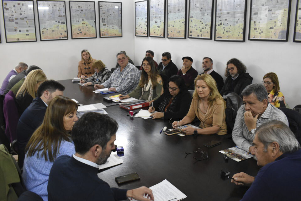 AGMER celebra acuerdos que exceden lo salarial