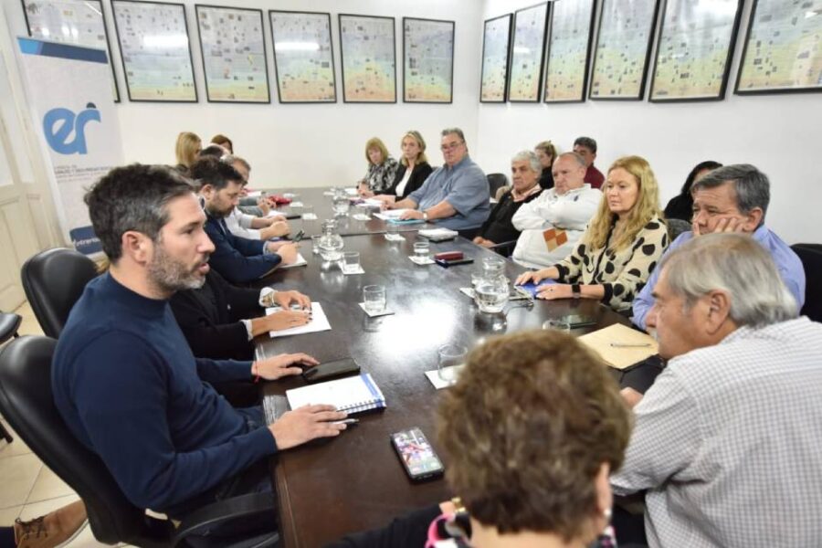 La provincia acordó un nuevo aumento a docentes