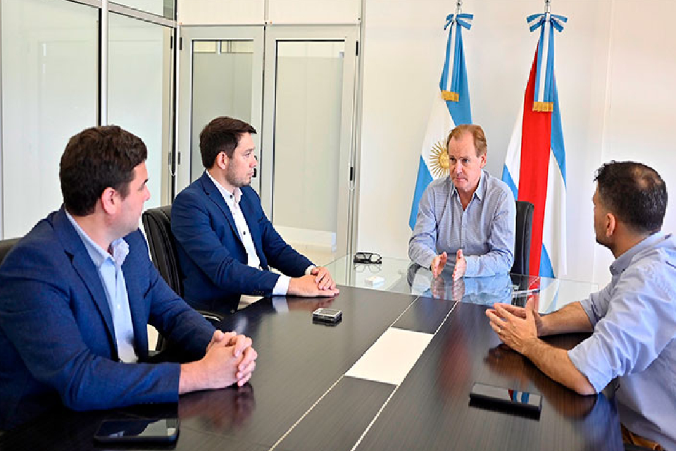 Bordet junto a jóvenes intendentes reelectos de cara al rearmado del PJ