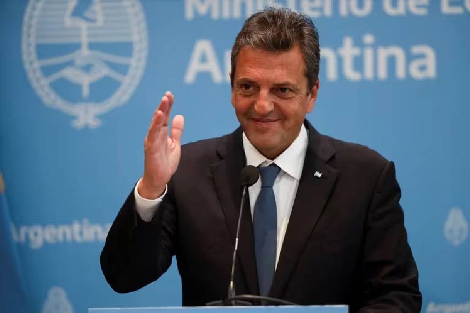 (Mención al entrerriano Michel) Los cuatro años de Sergio Massa: de diputado a ministro, de candidato al llano