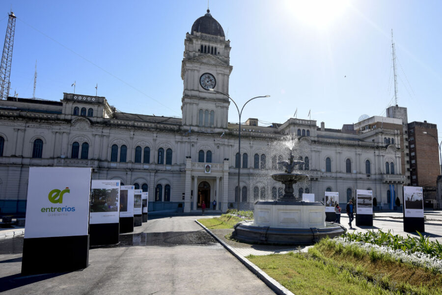 Frigerio heredó casi 92 mil empleados públicos