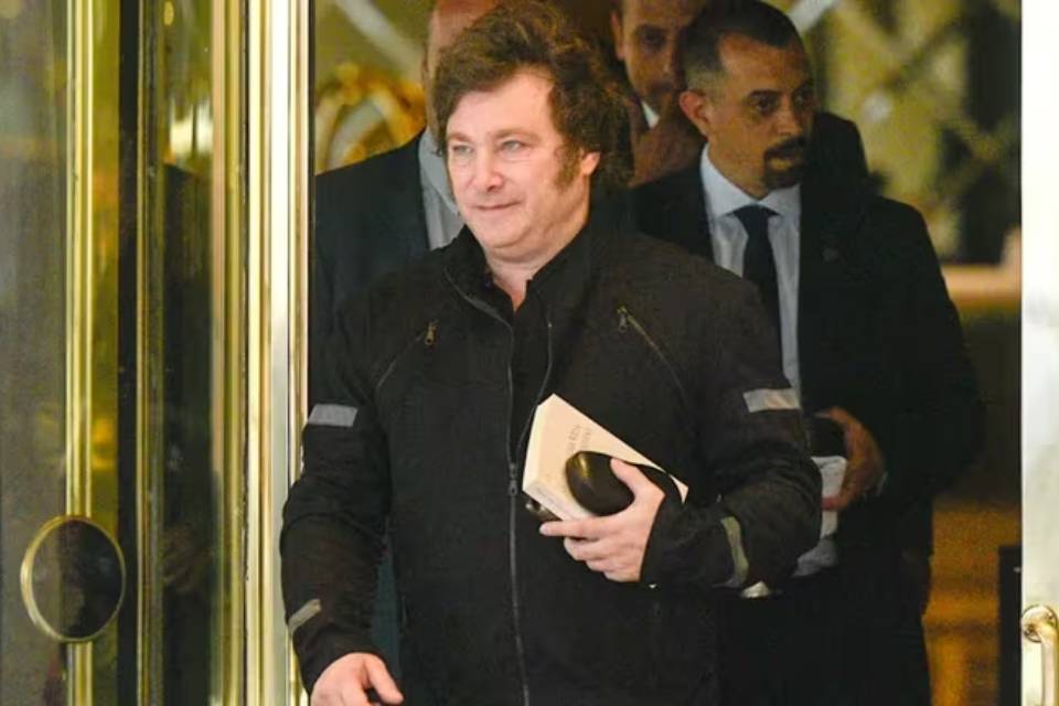 (Mención a Frigerio) Javier Milei se reunirá hoy con los gobernadores en busca del apoyo para aprobar la reforma del Estado