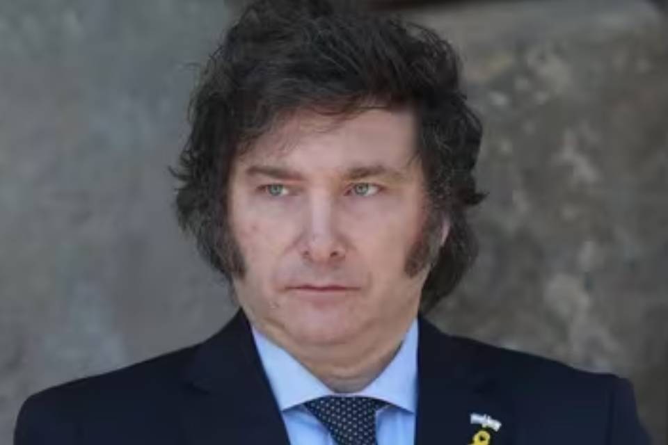 (Mención a entrerriano) Diputados radicales pidieron que Milei ratifique en la Justicia sus dichos sobre supuestas coimas en el Congreso