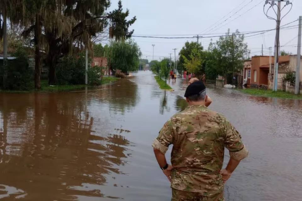 Siguen las inundaciones en Entre Ríos tras el temporal y crece el número de evacuados