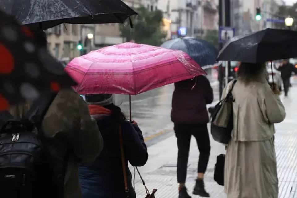 (Mención a Entre Ríos) Alerta meteorológica por lluvias y fuertes tormentas: cuáles son las provincias afectadas