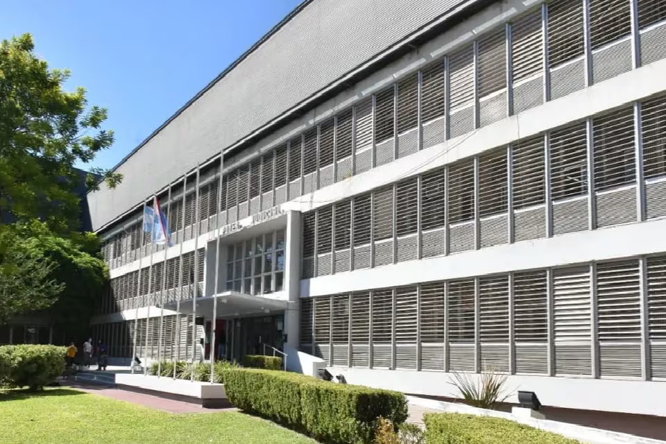 Los jueces de Entre Ríos deberán escribir sus resoluciones en lenguaje claro y evitar expresiones en latín