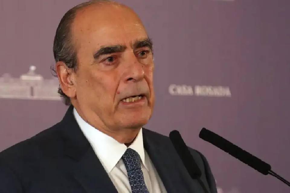 (Mención al entrerriano Kueider) Exclusivo PERFIL: la trastienda de la negociación donde Francos destrabó la Ley Bases