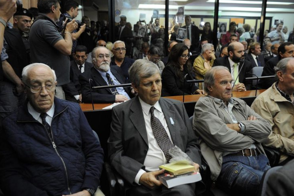 (Mención a diputado entrerriano) Sobrevivientes de la ESMA repudiaron la reunión entre diputados de LLA y genocidas en la carcel de Ezeiza