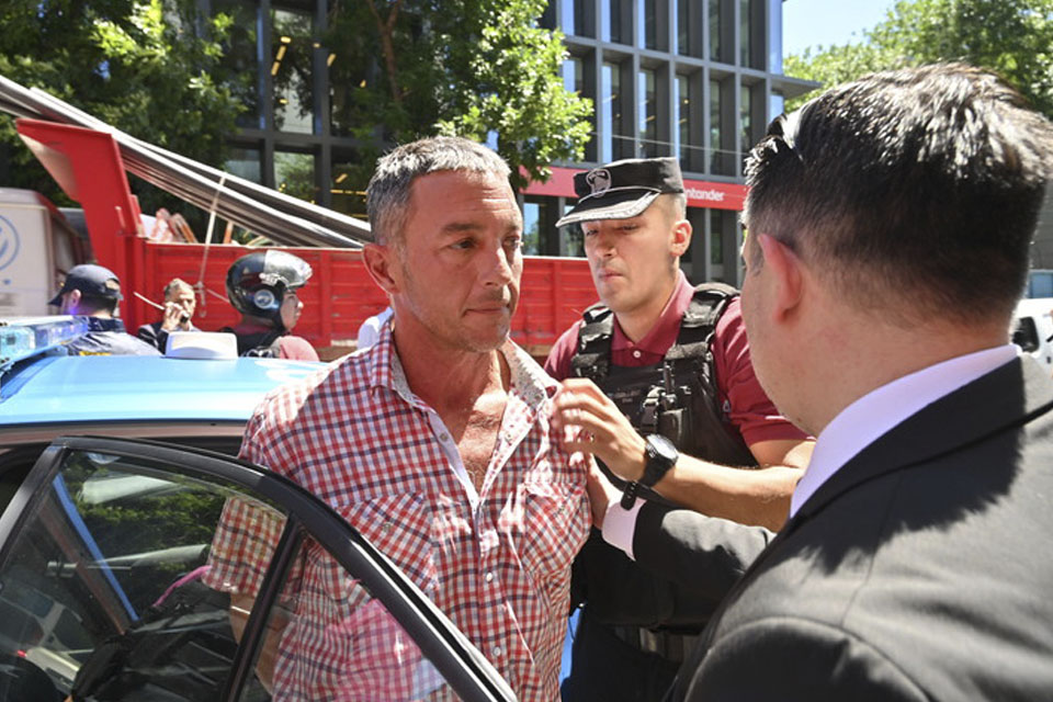 El entrerriano preso por agredir a Milei es acusado de robo en un casino