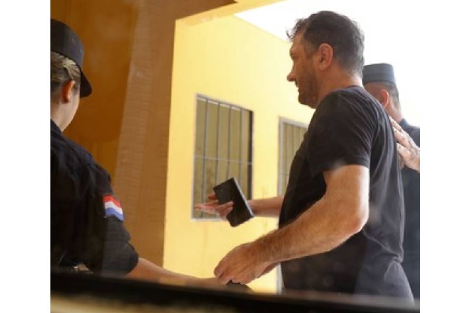 La Justicia pone la lupa en la camioneta en la que viajaba Kueider: está a nombre de su socio “Gonzalito” y nunca pagó patentes