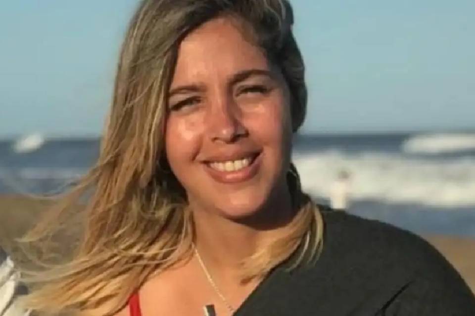 (Exsenador entrerriano) Según la Justicia paraguaya la novia de Kueider pagó 460 mil dólares por 6 departamentos